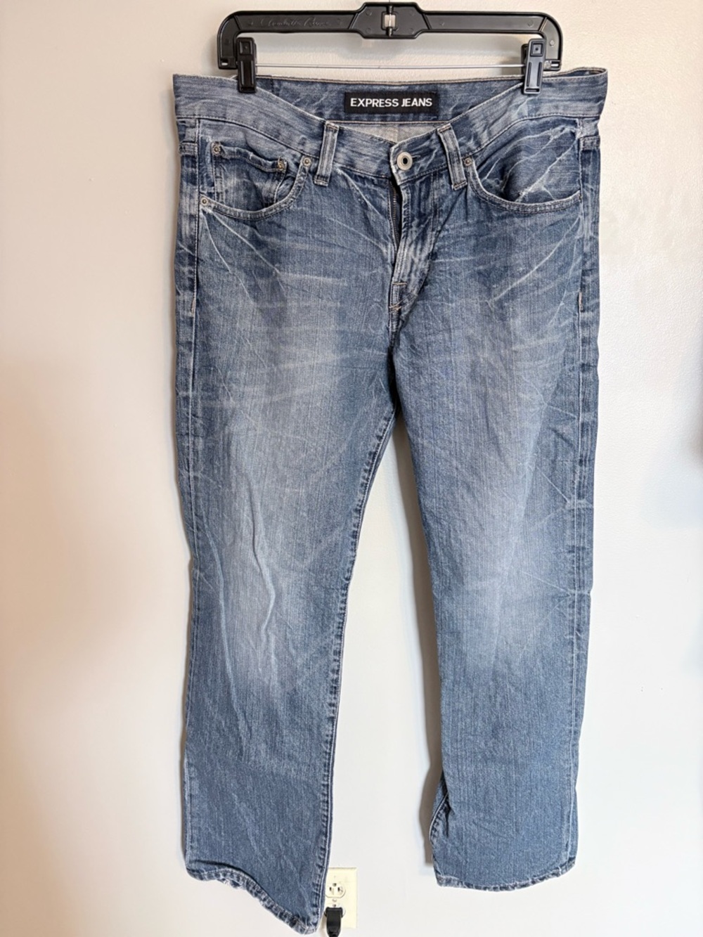 Express Loose Fit Bootcut Jeans 
Light Blue Distressed Washed Men’s